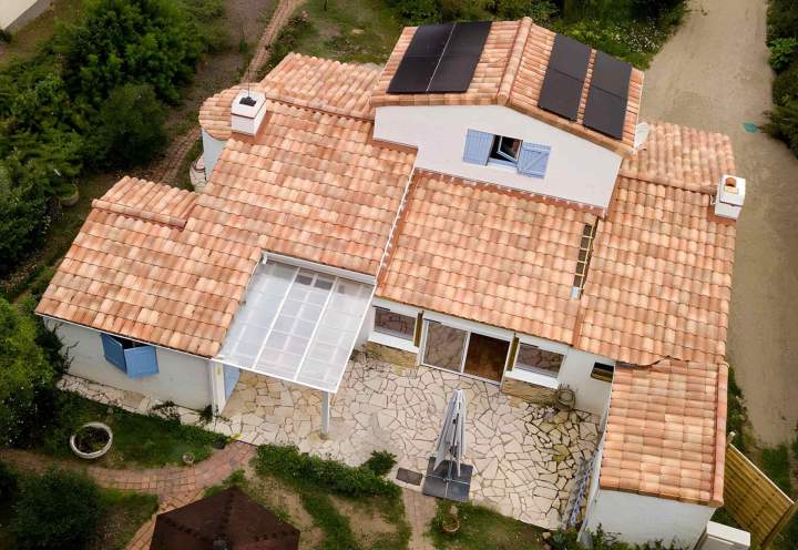 Expertise complète pour une toiture étanche et durable